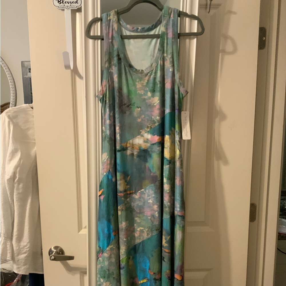 Maxi Dress -Watercolor print, NWT - Size Large